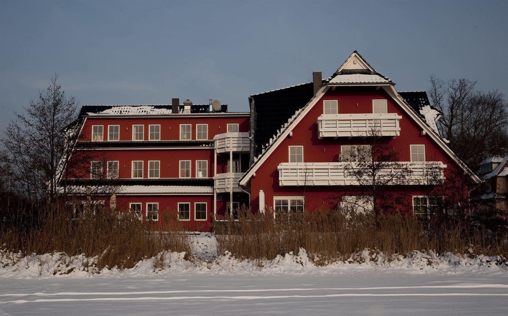 Strandhotel Deichgraf Graal-Mueritz Exterior photo